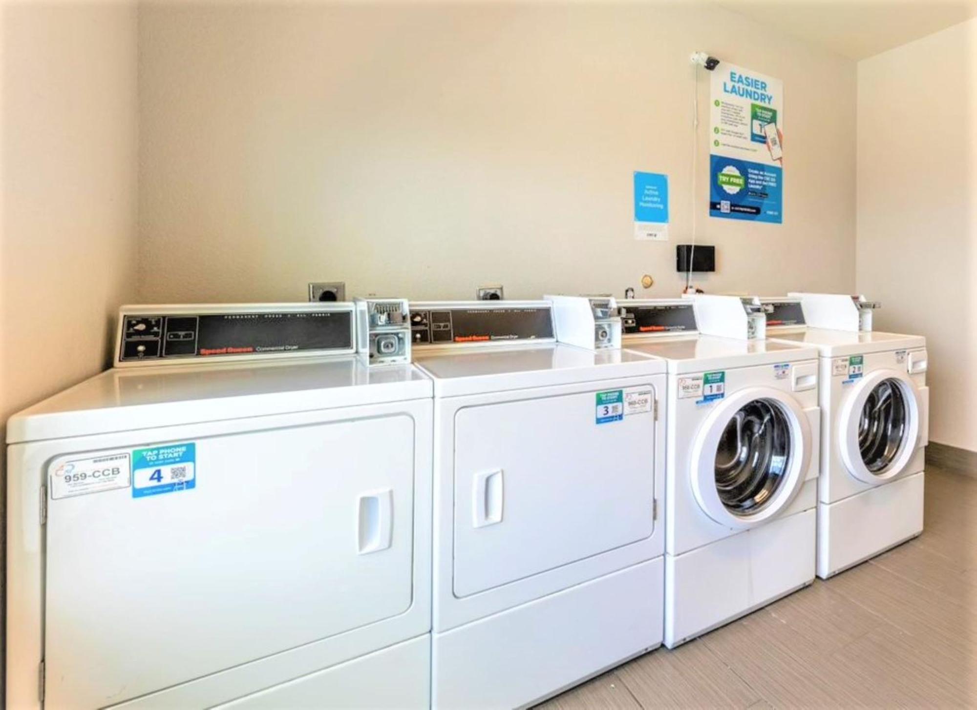 Holiday Inn Express & Suites Houston East - Baytown, An Ihg Hotel Buitenkant foto